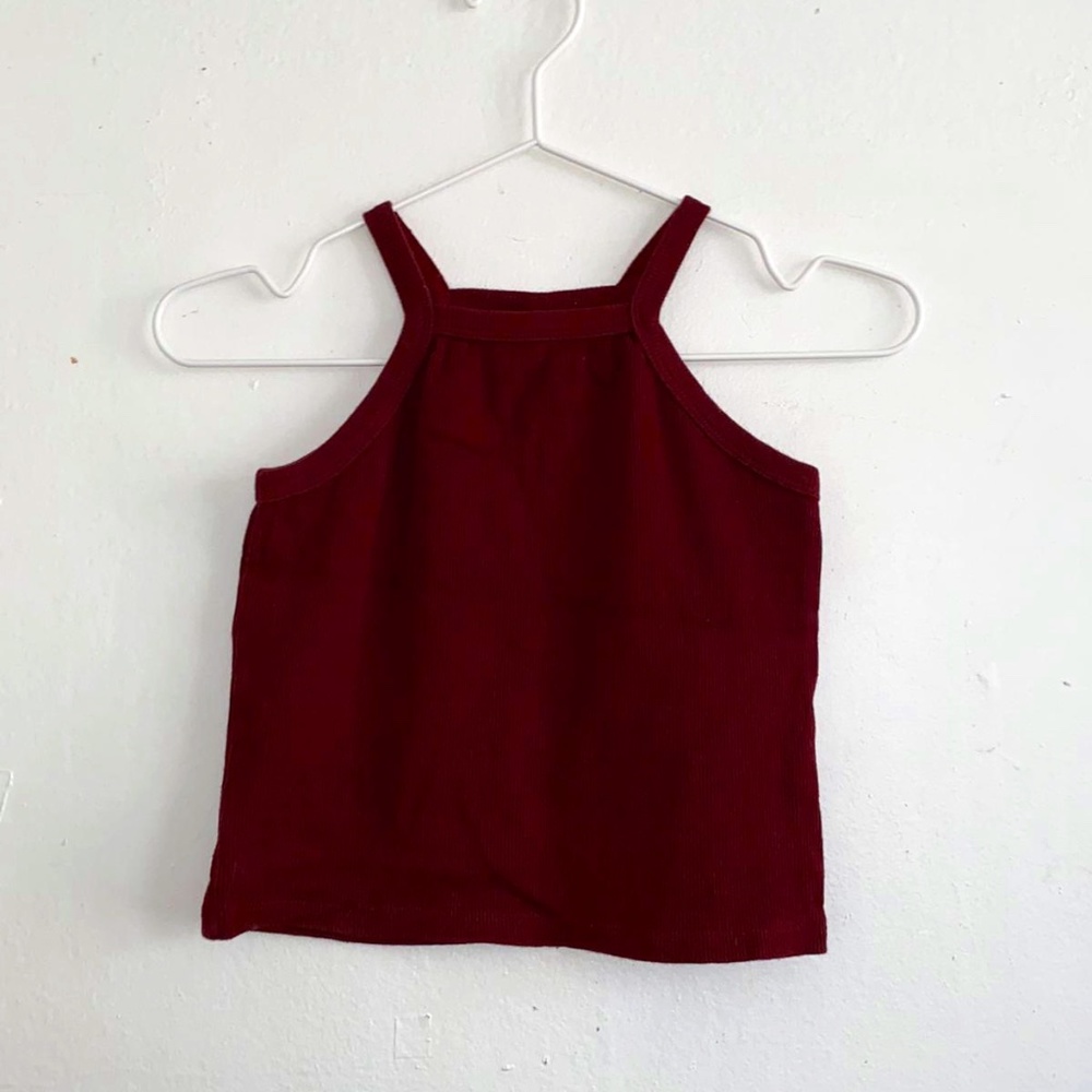 crop top sleeveless